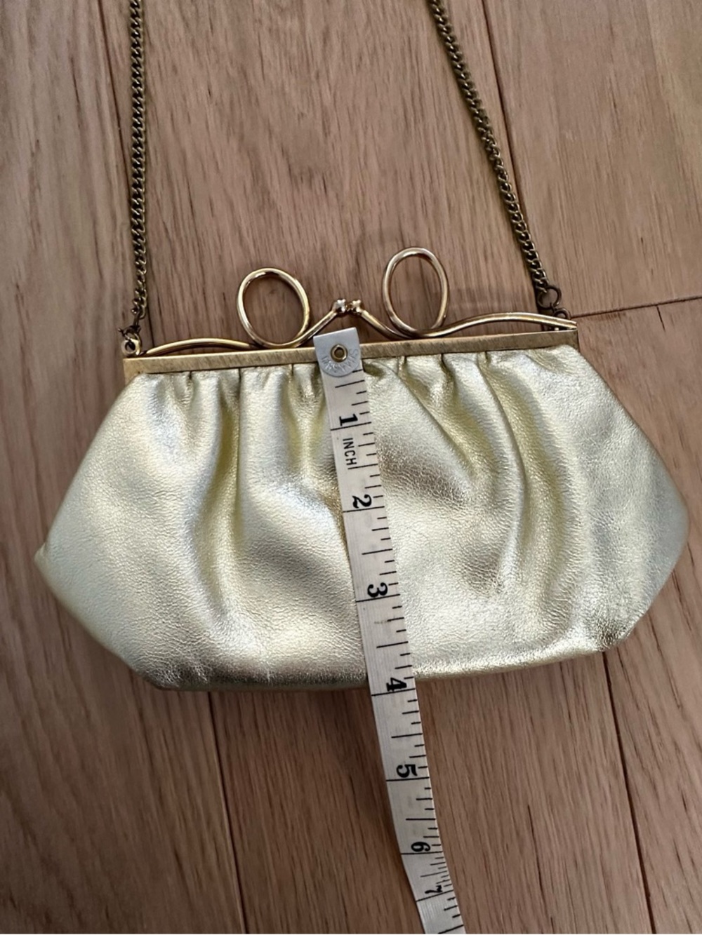 Vintage mini gold leather evening purse - Picture 7 of 16